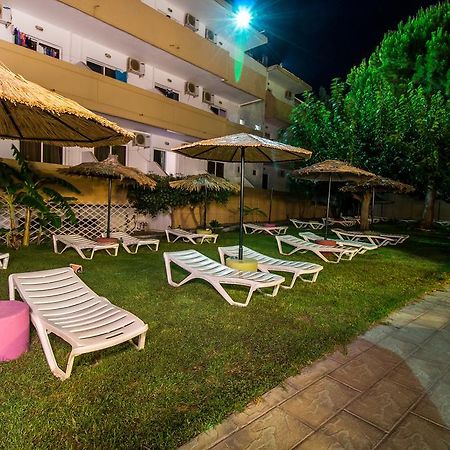 Achousa Hotel ฟาลิรากี ภายนอก รูปภาพ