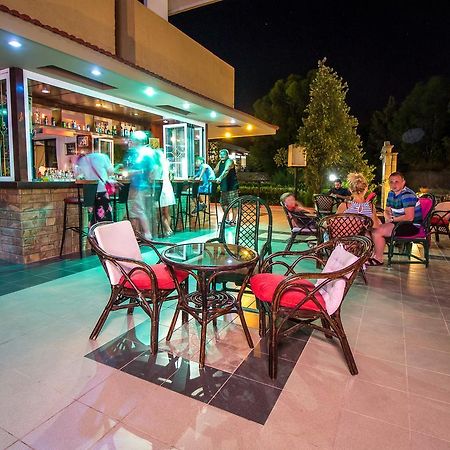 Achousa Hotel ฟาลิรากี ภายนอก รูปภาพ