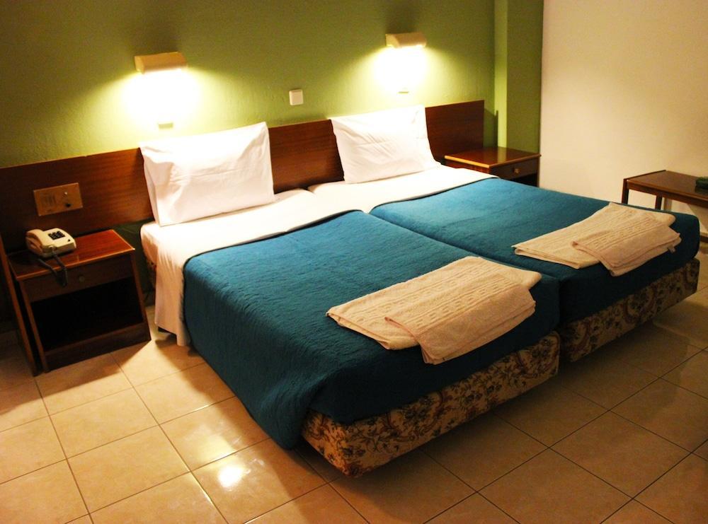 Achousa Hotel ฟาลิรากี ภายนอก รูปภาพ