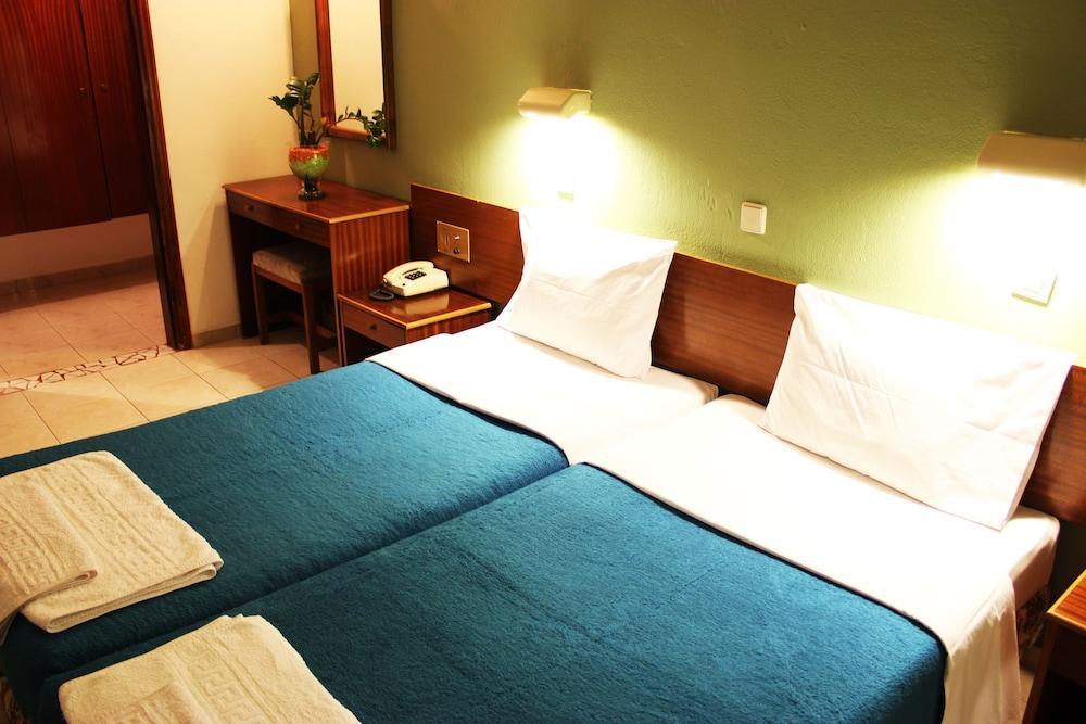 Achousa Hotel ฟาลิรากี ภายนอก รูปภาพ