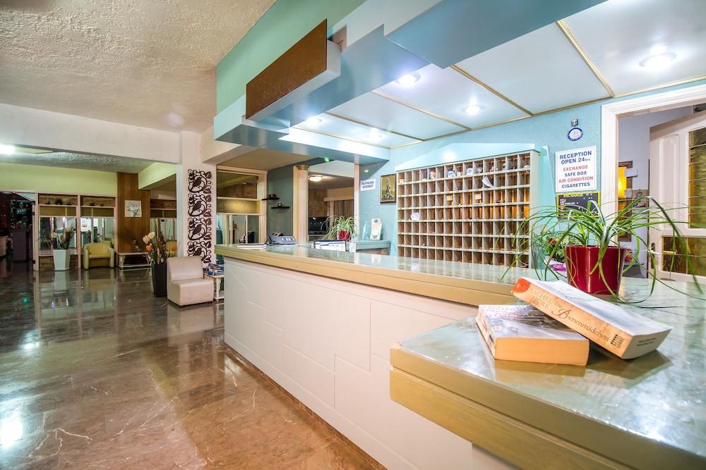 Achousa Hotel ฟาลิรากี ภายนอก รูปภาพ